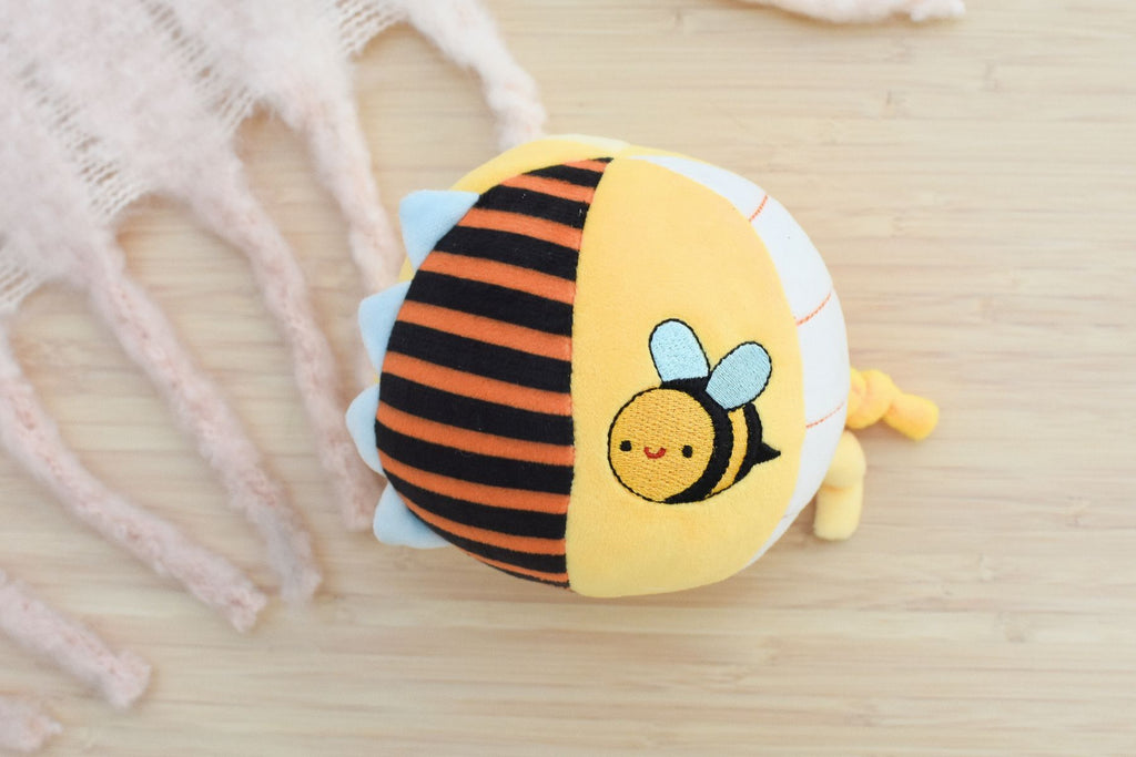 Koala Dream Snuggle Buddy Hunny Bee Textured Ball Plush Sensory Toy For Babies 10 Cm